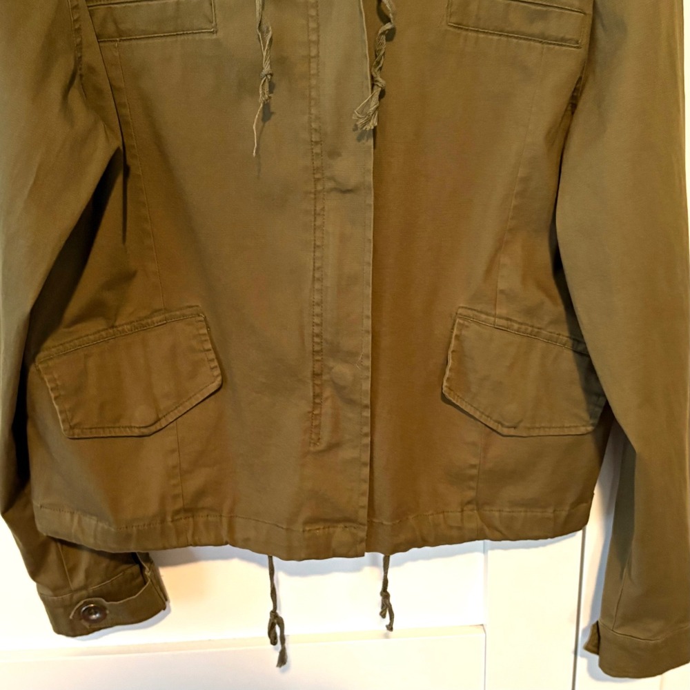 Brandy Melville Olive Cotton Utility Hooded Jacket in Size M - Picture 4 of 11